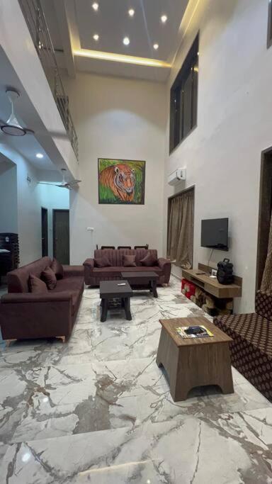 Villa Gk Beach House 5Bhk Pvt Pool Mumbai Exterior foto